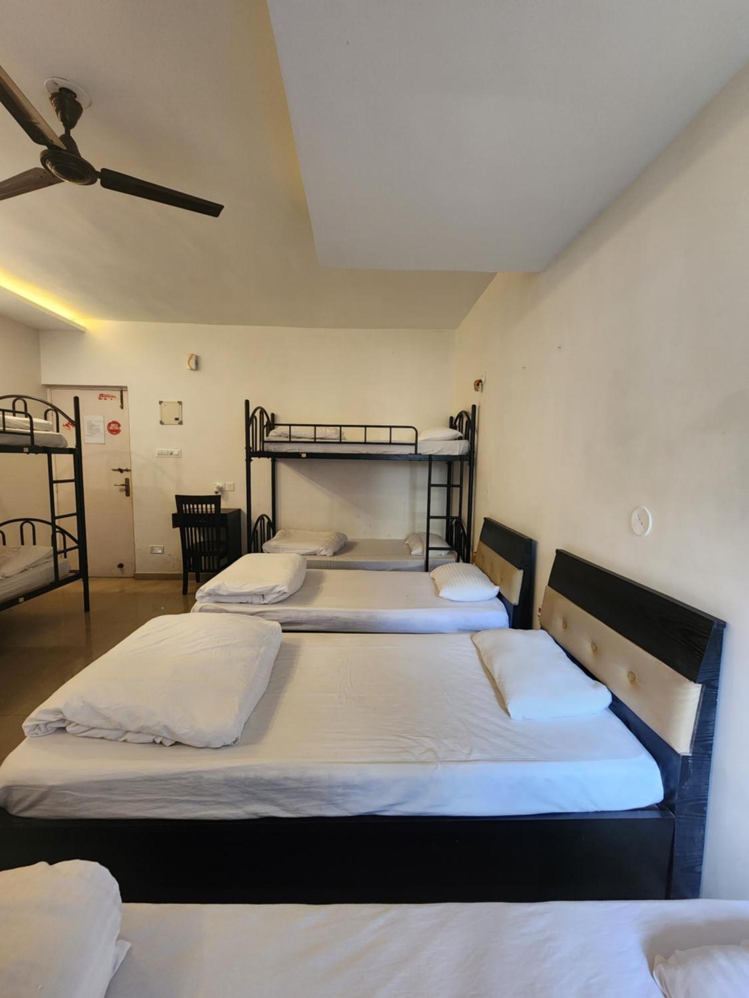 All Seasons Guest House I Rooms & Dorms Margao Eksteriør billede